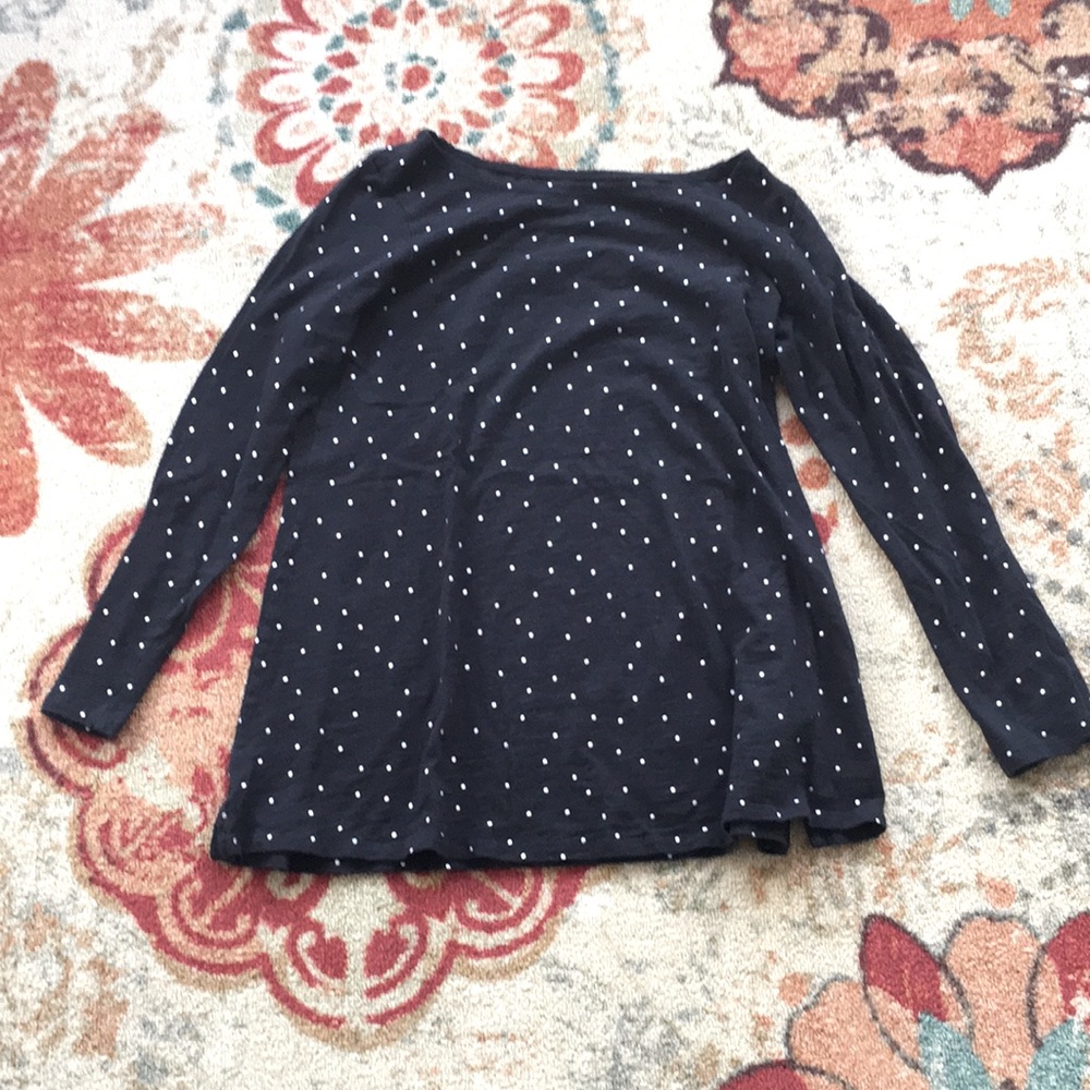 Old navy maternity shirt